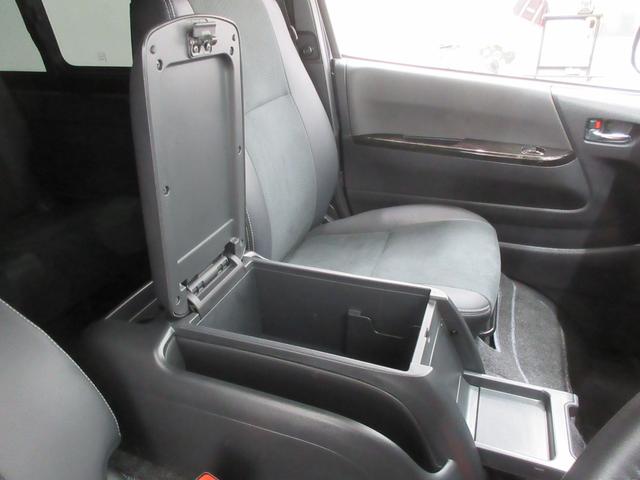 ハイエースバン スーパーＧＬ　ダークプライムＩＩ　モデリスタエアロ　４ＷＤ　トヨタセーフティセンス　純正ナビ　ＴＶ　ブルートゥース　バックカメラ　ＥＴＣ　１００Ｖ電源　リアクーラー　リアヒーター　純正１５インチアルミホイール　ＬＥＤヘッドライト（31枚目）