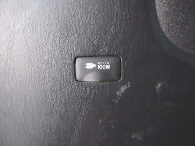 ハイエースバン スーパーＧＬ　ダークプライムＩＩ　モデリスタエアロ　４ＷＤ　トヨタセーフティセンス　純正ナビ　ＴＶ　ブルートゥース　バックカメラ　ＥＴＣ　１００Ｖ電源　リアクーラー　リアヒーター　純正１５インチアルミホイール　ＬＥＤヘッドライト（39枚目）