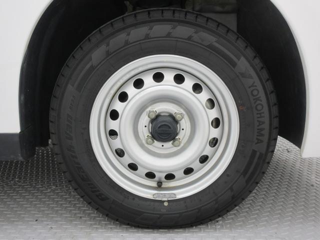 ＮＶ１５０ＡＤ エキスパートＧＸ　４ＷＤ　社外ナビ　ＥＴＣ　１００Ｖ電源　助手席シートバックテーブル　スマートキー　オートライト　セキュリティアラーム　電動格納ミラー　左右エアバック　前席パワーウィンドウ　サイドバイザー　レベライザー（36枚目）