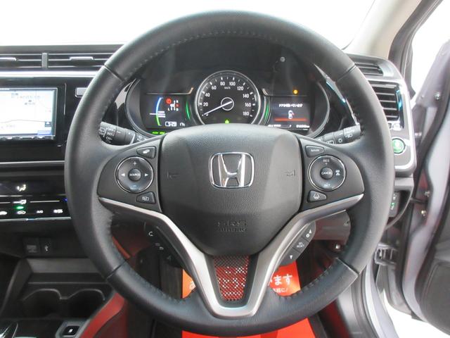 グレイス ハイブリッドＬＸ・ホンダセンシング　４ＷＤ　ホンダセンシング　社外ナビ　ブルートゥース　バックカメラ　ＥＴＣ　全周囲ドライブレコーダー　ステアリングリモコン　クルーズコントロール　デアイサー　サイドエアバック　ＬＥＤヘッドライト（11枚目）