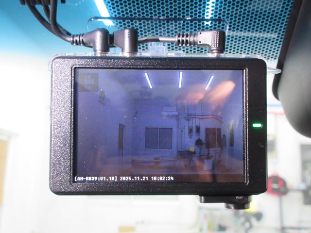 グレイス ハイブリッドＬＸ・ホンダセンシング　４ＷＤ　ホンダセンシング　社外ナビ　ブルートゥース　バックカメラ　ＥＴＣ　全周囲ドライブレコーダー　ステアリングリモコン　クルーズコントロール　デアイサー　サイドエアバック　ＬＥＤヘッドライト（26枚目）