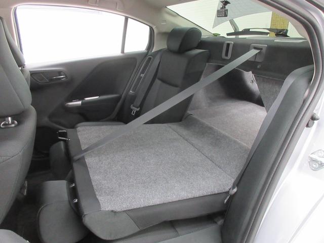 グレイス ハイブリッドＬＸ・ホンダセンシング　４ＷＤ　ホンダセンシング　社外ナビ　ブルートゥース　バックカメラ　ＥＴＣ　全周囲ドライブレコーダー　ステアリングリモコン　クルーズコントロール　デアイサー　サイドエアバック　ＬＥＤヘッドライト（39枚目）