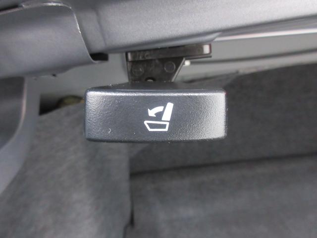 グレイス ハイブリッドＬＸ・ホンダセンシング　４ＷＤ　ホンダセンシング　社外ナビ　ブルートゥース　バックカメラ　ＥＴＣ　全周囲ドライブレコーダー　ステアリングリモコン　クルーズコントロール　デアイサー　サイドエアバック　ＬＥＤヘッドライト（43枚目）