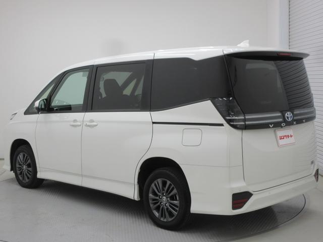 ヴォクシー ハイブリッドＳ－Ｇ　４ＷＤ　セーフティセンス　左側電動スライドドア　純正８型ナビ　ブルートゥース　ＵＳＢ端子　バックカメラ　ＥＴＣ２．０　追従型クルコン　７人乗り　ＬＥＤヘッドライト　クリアランスソナー　プッシュスタート（9枚目）