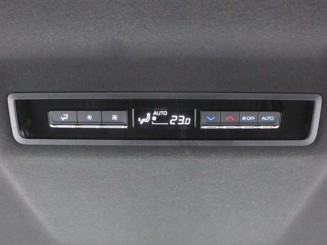 ヴォクシー ハイブリッドＳ－Ｇ　４ＷＤ　セーフティセンス　左側電動スライドドア　純正８型ナビ　ブルートゥース　ＵＳＢ端子　バックカメラ　ＥＴＣ２．０　追従型クルコン　７人乗り　ＬＥＤヘッドライト　クリアランスソナー　プッシュスタート（38枚目）