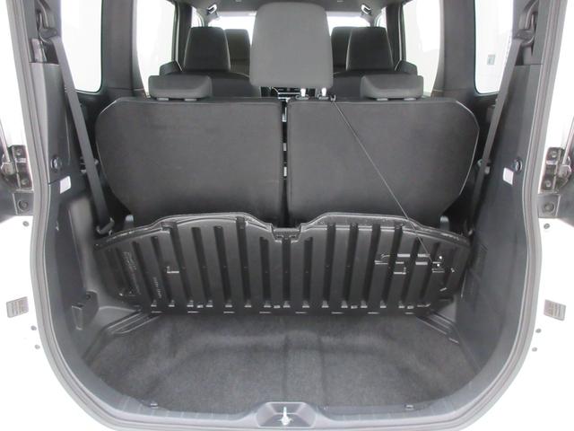 ヴォクシー ハイブリッドＳ－Ｇ　４ＷＤ　セーフティセンス　左側電動スライドドア　純正８型ナビ　ブルートゥース　ＵＳＢ端子　バックカメラ　ＥＴＣ２．０　追従型クルコン　７人乗り　ＬＥＤヘッドライト　クリアランスソナー　プッシュスタート（44枚目）