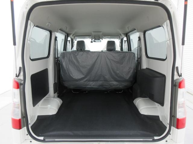 タウンエースバン ＧＬ　４ＷＤ　スマートアシスト　社外ナビ　フルセグＴＶ　ブルートゥース　バックカメラ　前後ドラレコ　ＥＴＣ　リアヒーター　ＬＥＤヘッドライト　バックフォグ　クリアランスソナー　前席パワーウィンドウ　キーレス（31枚目）