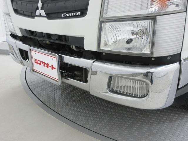 キャンター Ｗキャブ　Ｗキャブ　４ＷＤ　オートマ車　最大積載量１．４５ｔ　荷台長さ２１２５ｍｍ・幅１６１０ｍｍ・高さ３８０ｍｍ　ＥＴＣ　リアヒーター　三方開　メッキバンパー　フォグ　車幅灯　前席パワーウィンドウ（32枚目）