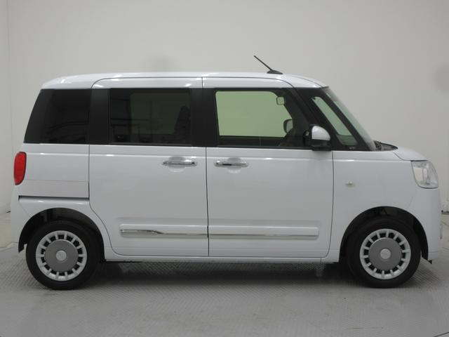 ムーヴキャンバス セオリーＧ　４ＷＤ　純正ナビ　全周囲カメラ　ＥＴＣ　純正ドラレコ　フルセグＴＶ　ブルートゥース　ＨＤＭＩ端子　両側電動スライドドア　左右シートヒーター　ホットカップホルダー　ＬＥＤヘッドライト　スマートアシスト（4枚目）