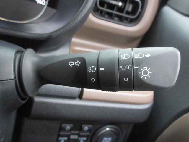 ムーヴキャンバス セオリーＧ　４ＷＤ　純正ナビ　全周囲カメラ　ＥＴＣ　純正ドラレコ　フルセグＴＶ　ブルートゥース　ＨＤＭＩ端子　両側電動スライドドア　左右シートヒーター　ホットカップホルダー　ＬＥＤヘッドライト　スマートアシスト（24枚目）