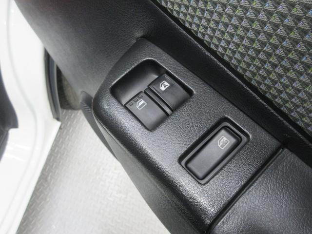 タウンエースバン ＧＬ　４ＷＤ　衝突被害軽減ブレーキ　社外ナビ　バックカメラ　ＥＴＣ　フルセグＴＶ　ブルートゥース　リアヒーター　前席パワーウィンドウ　ＬＥＤヘッドライト　電動格納ミラー　オートライト　キーレス　５人乗り（24枚目）