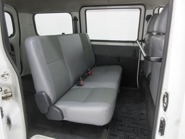タウンエースバン ＧＬ　４ＷＤ　衝突被害軽減ブレーキ　社外ナビ　バックカメラ　ＥＴＣ　フルセグＴＶ　ブルートゥース　リアヒーター　前席パワーウィンドウ　ＬＥＤヘッドライト　電動格納ミラー　オートライト　キーレス　５人乗り（30枚目）