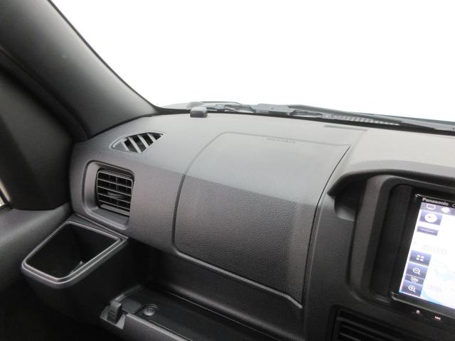 ������̎������S�̍��E�G�A�o�b�O�t���I