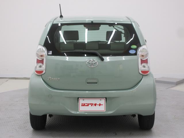 パッソ プラスハナ 純正ナビ ワンセグTV ブルートゥース CD AUX端子 オートエアコン スマートキー 前席ベンチシート コラムシフト シートリフター サイドバイザー フォグランプ(3枚目)