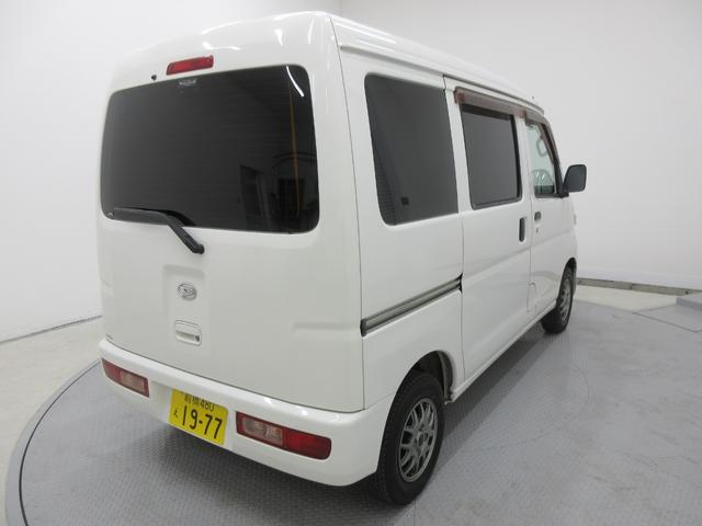 ハイゼットカーゴ スペシャル　４速ＡＴ・パートタイム４ＷＤ・社外ナビ・フルセグＴＶ・ブルートゥース・ＥＴＣ付き（8枚目）