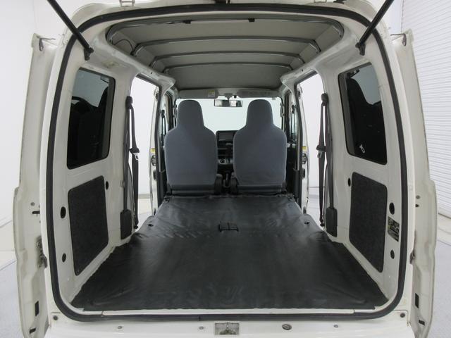 ハイゼットカーゴ スペシャル　４速ＡＴ・パートタイム４ＷＤ・社外ナビ・フルセグＴＶ・ブルートゥース・ＥＴＣ付き（19枚目）