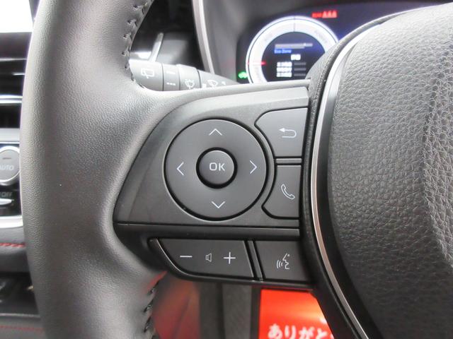 �n���h�����������܂܃I�[�f�B�I�̑��삪�o����X�e�A�����O�X�C�b�`�t����