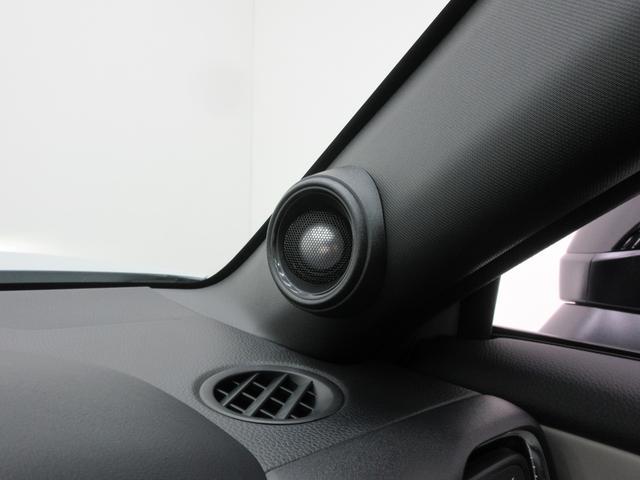 ヴェゼル ｅ：ＨＥＶ　Ｚ・ＰＬａＹパッケージ　４ＷＤ　パノラマルーフ　全周囲カメラ　純正９型ナビ　ＴＶ　ブルートゥース　ＥＴＣ２．０　置くだけ充電　ホンダセンシング　追従型クルコン　パドルシフト　ハンドル・シートヒーター　パワーゲート　デアイサー（32枚目）