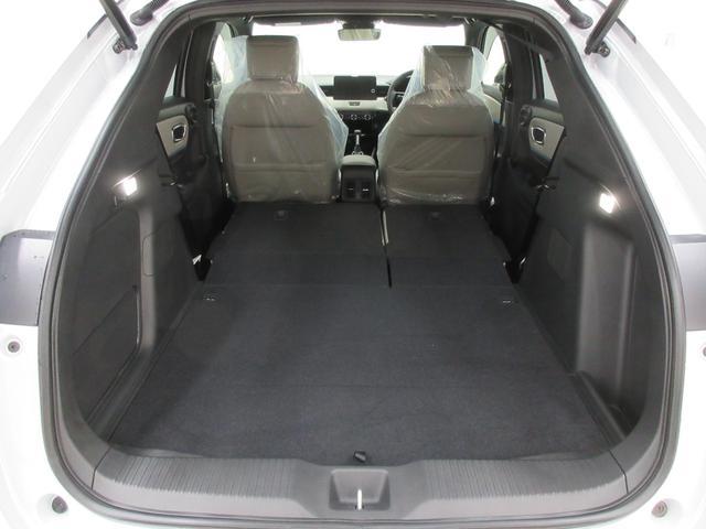 ヴェゼル ｅ：ＨＥＶ　Ｚ・ＰＬａＹパッケージ　４ＷＤ　パノラマルーフ　全周囲カメラ　純正９型ナビ　ＴＶ　ブルートゥース　ＥＴＣ２．０　置くだけ充電　ホンダセンシング　追従型クルコン　パドルシフト　ハンドル・シートヒーター　パワーゲート　デアイサー（50枚目）