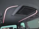 車内の雰囲気を16色のイルミネーションで演出するルーフイルミネーションが標準装備!夜は綺麗な天井がご覧いただけます♪♪