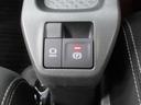サイドブレーキはスイッチ式です!!電動でサイドブレーキをかけてくれるので非常に便利です!!
