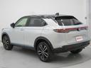 ｅ：ＨＥＶ　Ｚ・ＰＬａＹパッケージ　４ＷＤ　ホンダセンシング　純正９型ナビ　フルセグＴＶ　ブルートゥース　ＥＴＣ２．０　置くだけ充電　追従型クルコン　パドルシフト　ハンドル・左右シートヒーター　パワーゲート　デアイサー　サイドエアバック（9枚目）