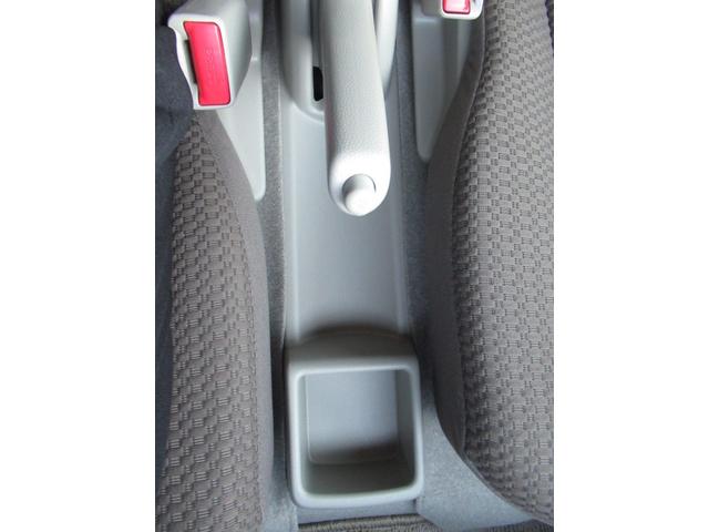 ＮＶ１００クリッパーバン ＧＸ　ハイルーフ　４ＷＤ　５速マニュアル　メモリーナビ　ＥＴＣ（37枚目）