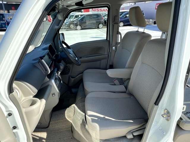 クリッパーリオ 660 E ハイルーフ メモリーナビ・ETC・運転席ヒーターシート(16枚目)