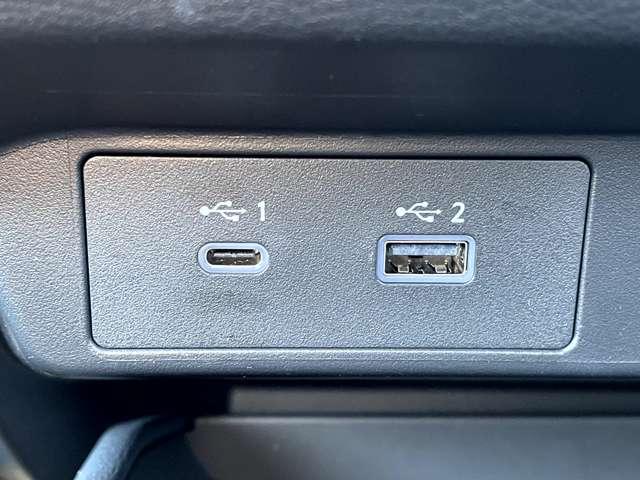 オーラ １．２　Ｇ　レザーエディション　メーカーナビ・アラウンドビューＭ・プロパ（9枚目）