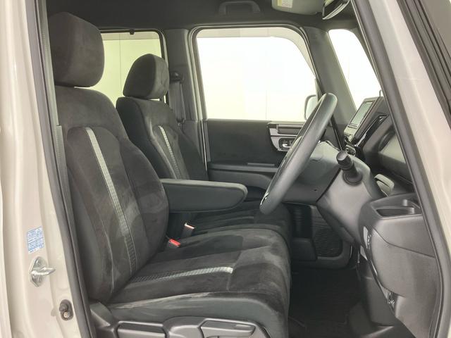 Ｎ－ＢＯＸカスタム Ｌ　ワンオーナー　Ｉストップ　片側電動両側スライドドア　キーレスエントリー　ＳＲＳ　Ｂカメ　ナビ＆ＴＶ　ＤＶＤ再生　メンテナンスノート　前席シートヒーター　地デジフルセグ　横滑り防止機能　スマキー　ＥＴＣ（11枚目）