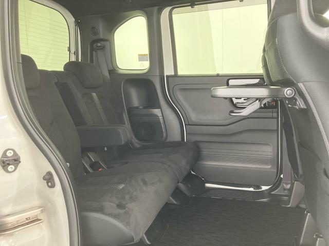 Ｎ－ＢＯＸカスタム Ｌ　ワンオーナー　Ｉストップ　片側電動両側スライドドア　キーレスエントリー　ＳＲＳ　Ｂカメ　ナビ＆ＴＶ　ＤＶＤ再生　メンテナンスノート　前席シートヒーター　地デジフルセグ　横滑り防止機能　スマキー　ＥＴＣ（12枚目）