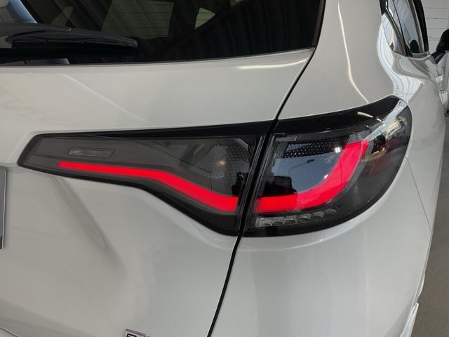 ＺＲ－Ｖ ｅ：ＨＥＶＺ　４ＷＤ　ワンオーナー　前後純正ドラレコ装備　全周囲モニター　禁煙　クルコン　ＬＥＤ　サイドエアバック　Ｐシート　ナビ・ＴＶ　ドライブレコーダー　１オーナー　スマートキー　本革　横滑り防止　ＥＴＣ（11枚目）