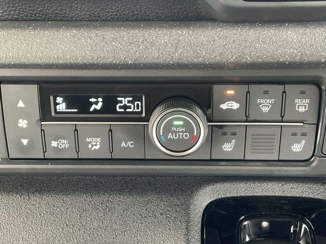 Ｎ－ＢＯＸカスタム ベースグレード　当社デモカー使用車　マルチビューカメラ　Ｗ電動ドア　ＣＭＢＳ　Ｄレコ　禁煙　ベンチシート　オートエアコン　スマートキ　ＬＥＤ　盗難防止装置　クルコン　ＥＴＣ　バックカメラ　フルセグＴＶ　エアバッグ（31枚目）