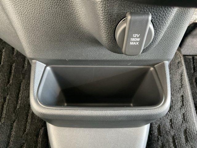 Ｎ－ＢＯＸカスタム ベースグレード　当社デモカー使用車　マルチビューカメラ　Ｗ電動ドア　ＣＭＢＳ　Ｄレコ　禁煙　ベンチシート　オートエアコン　スマートキ　ＬＥＤ　盗難防止装置　クルコン　ＥＴＣ　バックカメラ　フルセグＴＶ　エアバッグ（34枚目）