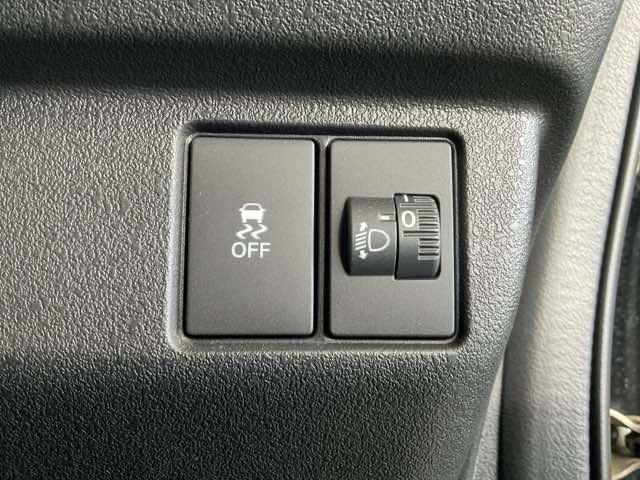 Ｎ－ＢＯＸカスタム ベースグレード　当社デモカー使用車　マルチビューカメラ　Ｗ電動ドア　ＣＭＢＳ　Ｄレコ　禁煙　ベンチシート　オートエアコン　スマートキ　ＬＥＤ　盗難防止装置　クルコン　ＥＴＣ　バックカメラ　フルセグＴＶ　エアバッグ（39枚目）