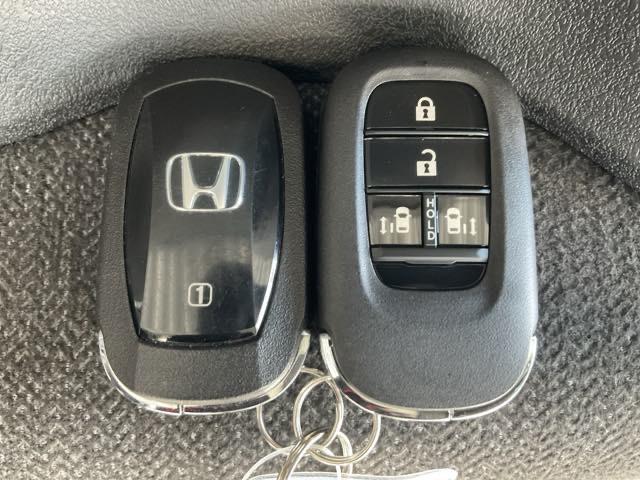 Ｎ－ＢＯＸカスタム ベースグレード　当社デモカー使用車　マルチビューカメラ　Ｗ電動ドア　ＣＭＢＳ　Ｄレコ　禁煙　ベンチシート　オートエアコン　スマートキ　ＬＥＤ　盗難防止装置　クルコン　ＥＴＣ　バックカメラ　フルセグＴＶ　エアバッグ（48枚目）