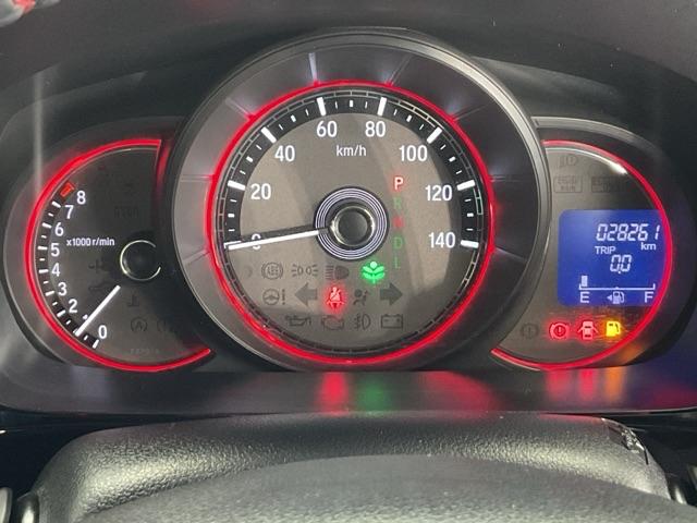 見易くレイアウトされたメーター類が安心ドライブをサポートします