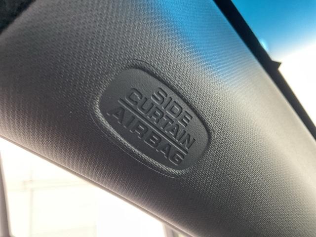 万が一の時に体を守る、サイド&カーテンエアバックを装備。