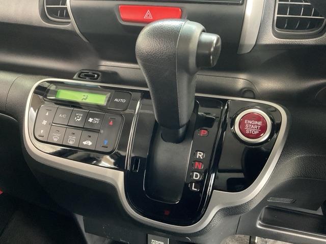 N-BOX GSSパッケージ ワンオーナー 両側電動スライドドア W電動ドア Iストップ ブレーキサポート 禁煙 ダブルエアバック サイドカーテンエアバック 点検記録簿 イモビ 1オーナー車 スマートキー&プッシュスタート ABS(15枚目)