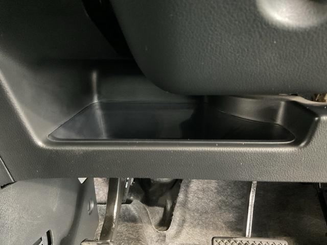 N-BOX GSSパッケージ ワンオーナー 両側電動スライドドア W電動ドア Iストップ ブレーキサポート 禁煙 ダブルエアバック サイドカーテンエアバック 点検記録簿 イモビ 1オーナー車 スマートキー&プッシュスタート ABS(27枚目)