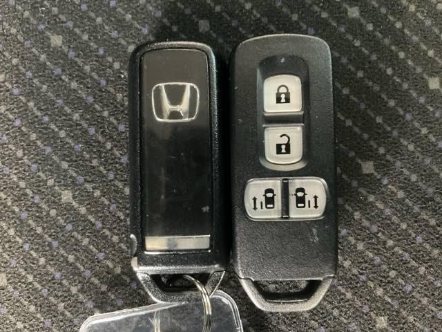 N-BOX GSSパッケージ ワンオーナー 両側電動スライドドア W電動ドア Iストップ ブレーキサポート 禁煙 ダブルエアバック サイドカーテンエアバック 点検記録簿 イモビ 1オーナー車 スマートキー&プッシュスタート ABS(36枚目)