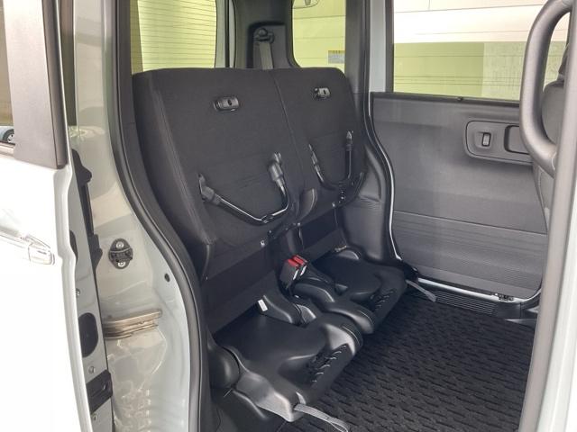 N-BOXカスタム ベースグレード 当社デモカー 前後純正ドラレコ装着車 CMBS Dレコ 禁煙 1オーナー ベンチシート オートエアコン スマートキ LED 盗難防止装置 クルコン ETC バックカメラ フルセグTV エアバッグ(19枚目)