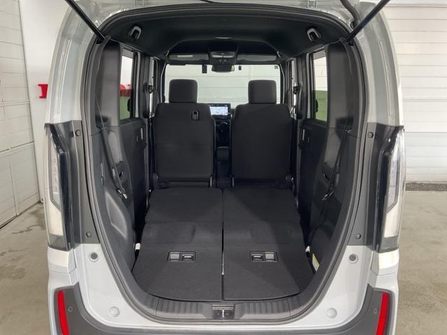 N-BOXカスタム ベースグレード 当社デモカー 前後純正ドラレコ装着車 CMBS Dレコ 禁煙 1オーナー ベンチシート オートエアコン スマートキ LED 盗難防止装置 クルコン ETC バックカメラ フルセグTV エアバッグ(21枚目)