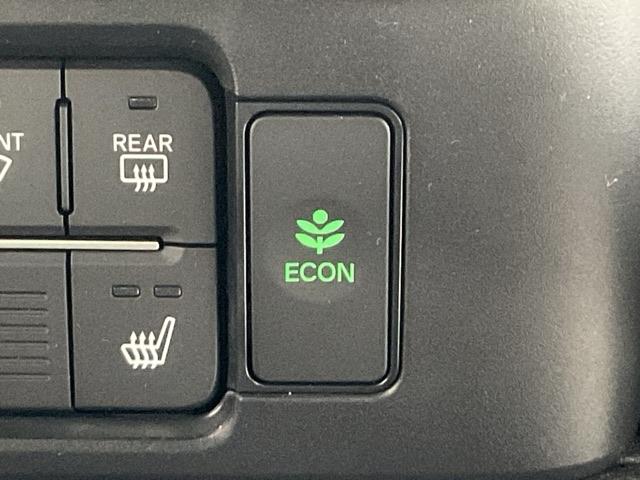 N-BOXカスタム ベースグレード 当社デモカー 前後純正ドラレコ装着車 CMBS Dレコ 禁煙 1オーナー ベンチシート オートエアコン スマートキ LED 盗難防止装置 クルコン ETC バックカメラ フルセグTV エアバッグ(42枚目)