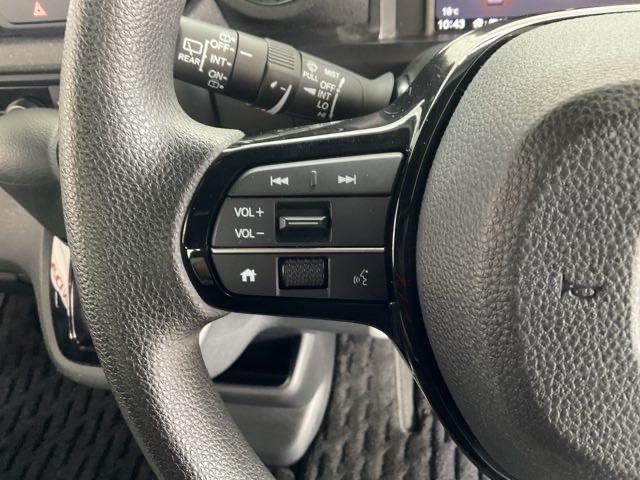 N-BOXカスタム ベースグレード 当社デモカー 前後純正ドラレコ装着車 CMBS Dレコ 禁煙 1オーナー ベンチシート オートエアコン スマートキ LED 盗難防止装置 クルコン ETC バックカメラ フルセグTV エアバッグ(45枚目)