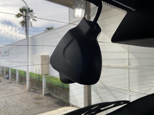 フィット e:HEVクロスター ワンオーナー 前後純正ドラレコ装着車 衝突回避システム 禁煙 1オーナー フルオートエアコン 整備記録簿 前後センサー LEDランプ エアバッグ サイドエアバック 地デジ オートクルーズコントロール(31枚目)