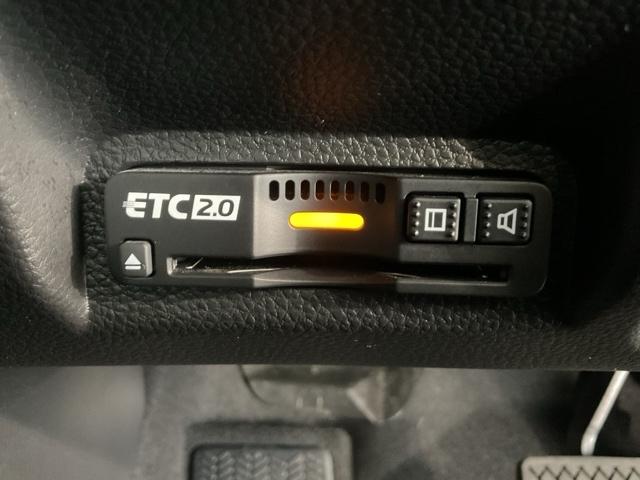 ヴェゼル e:HEVZ ワンオーナー 衝突回避支援ブレーキ機能 1オナ スマキ Pトランク フルオートエアコン エアバッグ 両席エアバック Rカメ 記録簿付 パワーウィンドウ LEDランプ ソナー クルーズC ナビ&TV(29枚目)