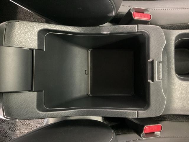 ヴェゼル e:HEVZ ワンオーナー 衝突回避支援ブレーキ機能 1オナ スマキ Pトランク フルオートエアコン エアバッグ 両席エアバック Rカメ 記録簿付 パワーウィンドウ LEDランプ ソナー クルーズC ナビ&TV(33枚目)