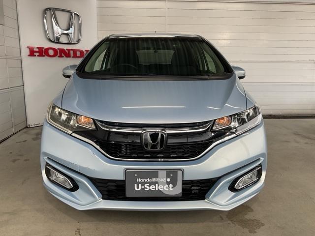 フィット 13G・Lホンダセンシング ワンオーナー 1オーナー車 ETC車載器 禁煙 サイドカーテンエアバック リアカメラ エアバック パワーウインドウ 記録簿 キーフリーシステム LEDライト オートエアコン VSA クルコン 盗難防止(3枚目)