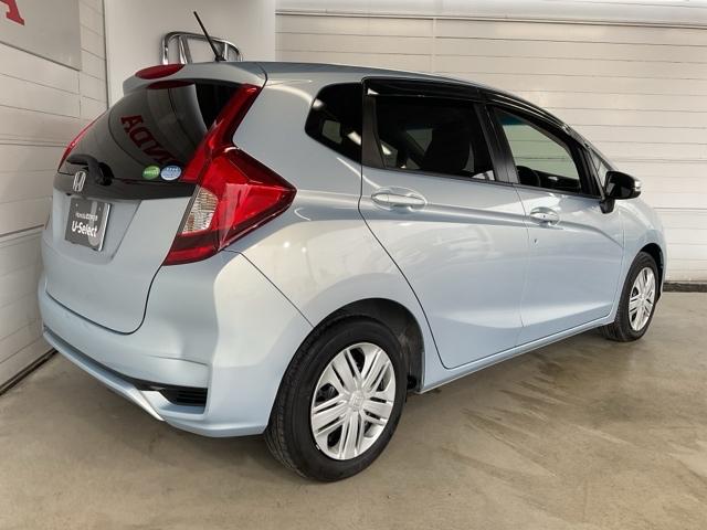 フィット 13G・Lホンダセンシング ワンオーナー 1オーナー車 ETC車載器 禁煙 サイドカーテンエアバック リアカメラ エアバック パワーウインドウ 記録簿 キーフリーシステム LEDライト オートエアコン VSA クルコン 盗難防止(8枚目)